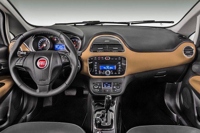 FIAT-Linea-1