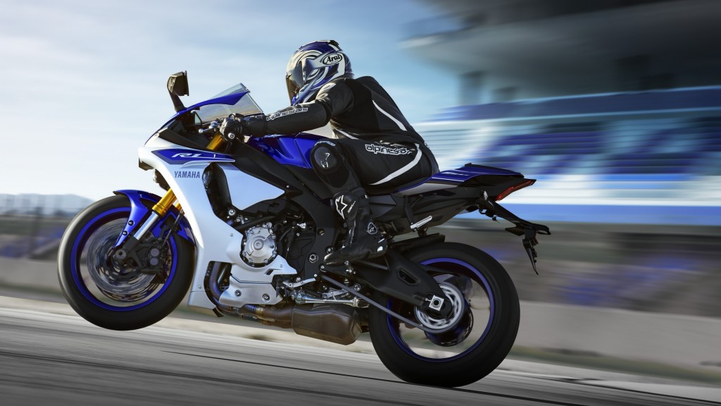 Yamaha-YZF-R1-1
