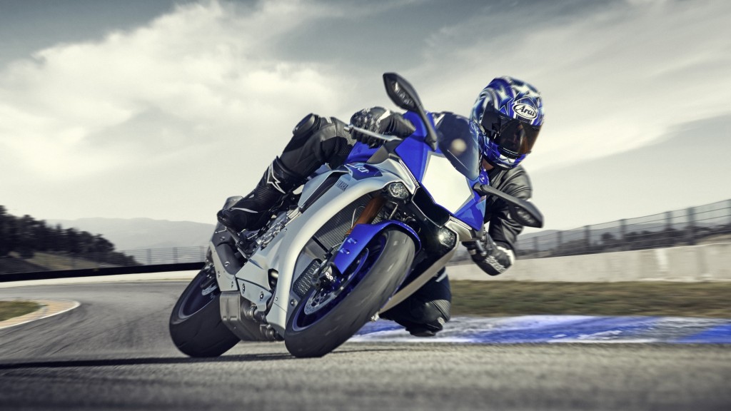 Yamaha-YZF-R1-2