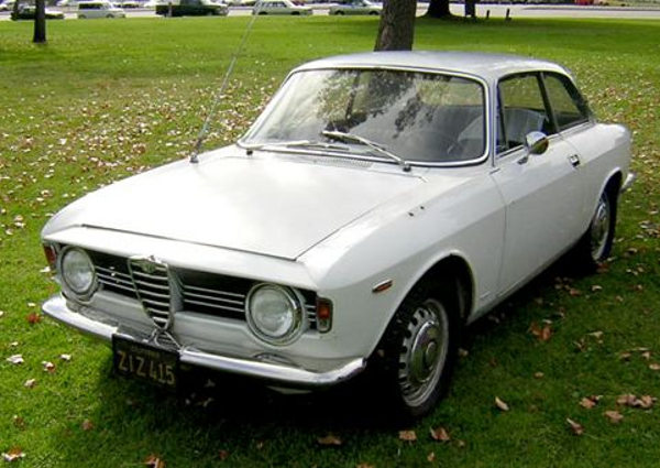 5-giulia-sprint-gt-veloce