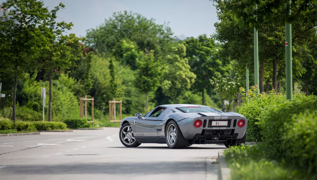 ford-gt-10
