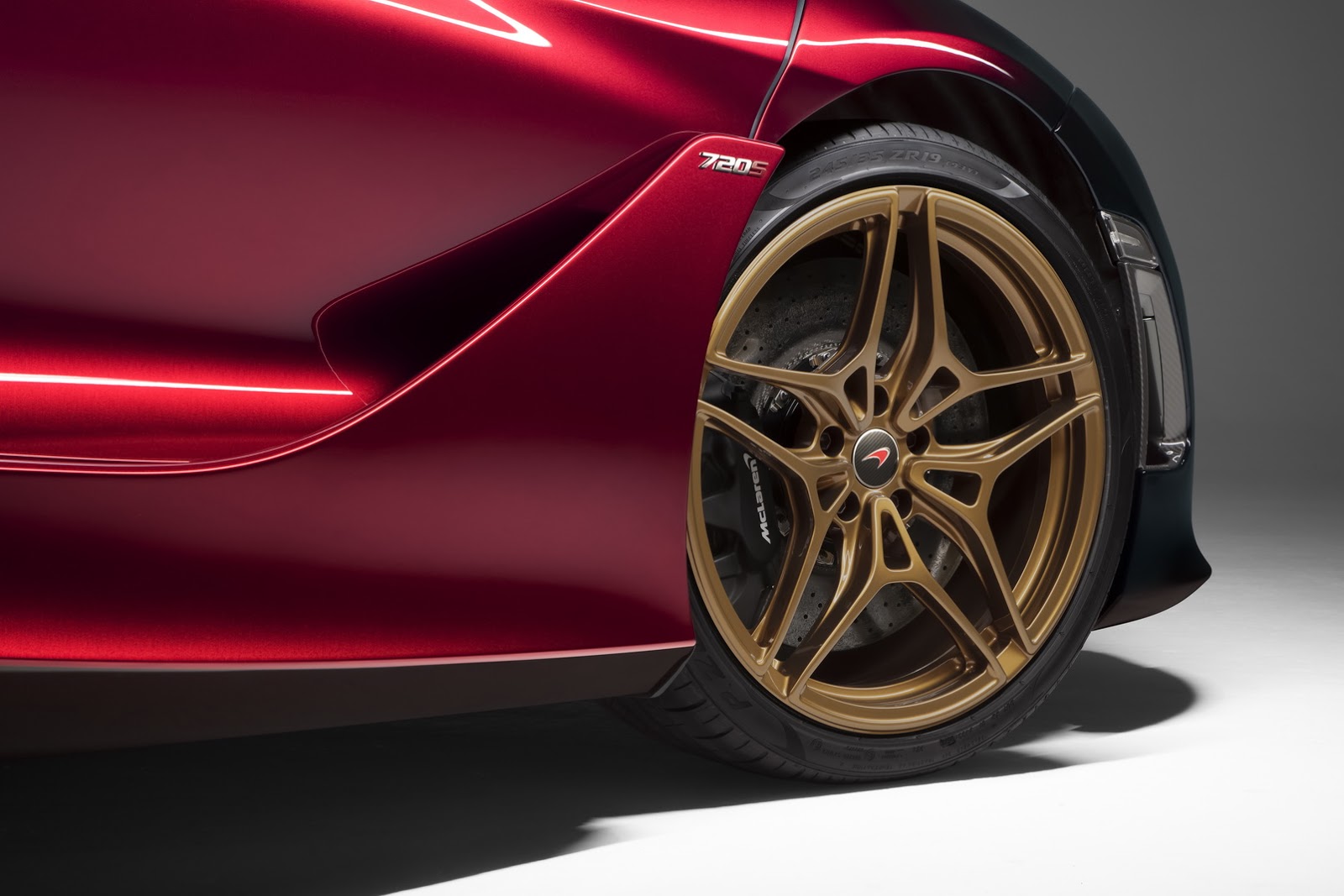 Salone-di-Ginevra-2017-mclaren-720s-5