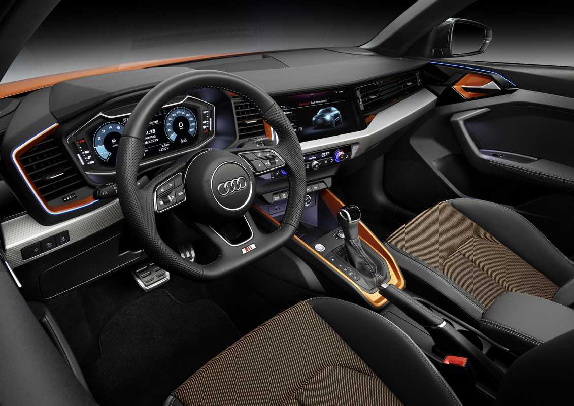 Audi A1 citycarver interni