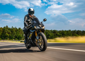 Quando il cliente è un motociclista: i migliori gadget personalizzati